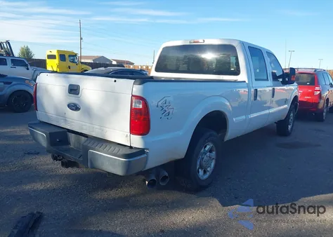 2014 Ford F-250 Xlt z USA, uszkodzony, nr VIN 1FT7W2BT2EEA60128